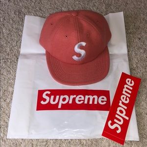 Supreme S logo wool 6-panel